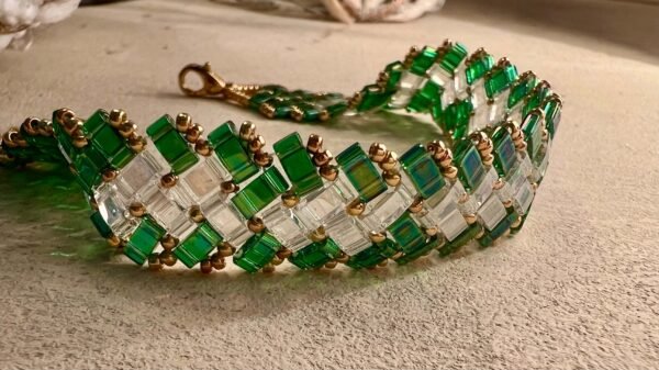 Bracelet Manchette 3 rangs Emeraude